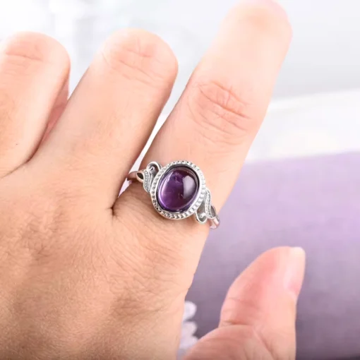 Anello in argento con ametista