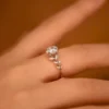 Anello con pietra Gabrielle
