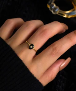 Anello con pietra nera Juliette