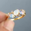 Anello in oro con pietra di luna