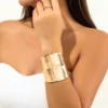 Bracciale rigido dorato Valentine