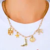 Collana con ciondolo oro donna elegante e raffinata gioiello senza tempo