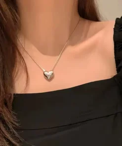 Alternative view of Collana cuore in argento Héloïse