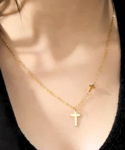Collana con croce da donna Chloé