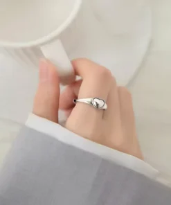 Alternative view of Anello in argento cuore Eléa