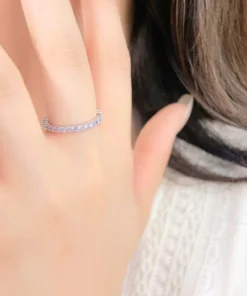 Alternative view of Anello in argento con ametista Apolline