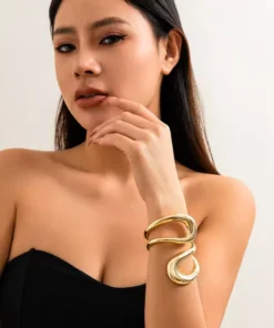 Alternative view of Bracciale rigido dorato donna