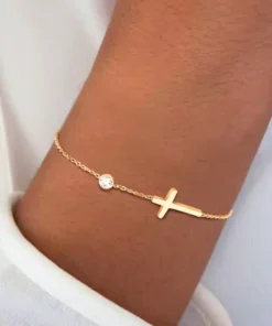 Alternative view of Bracciale croce dorato Célia
