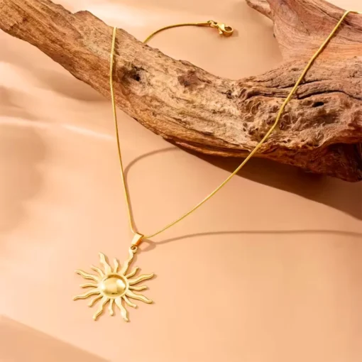 Collana sole dorata Alyssa - immagine 2