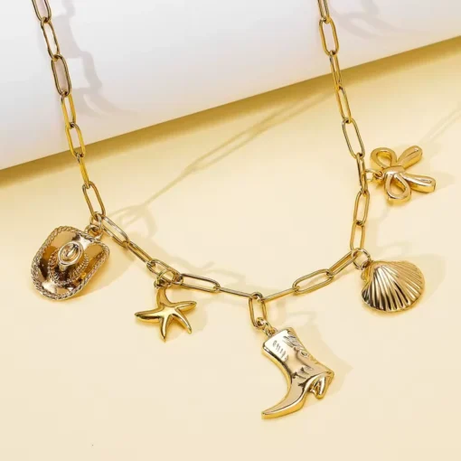 Collana con ciondolo oro donna elegante e raffinata gioiello senza tempo - immagine 4