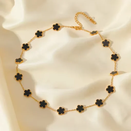 Collana trifoglio nero Mélanie - immagine 3