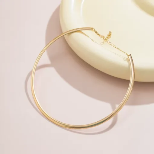 Collana con ciondolo oro donna elegante e raffinata gioiello senza tempo - immagine 14