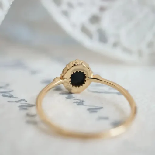 Anello con pietra nera Juliette - immagine 12
