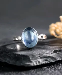 Alternative view of Anello in argento con acquamarina
